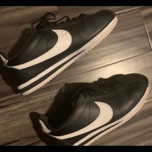 Nike Cortez in Black